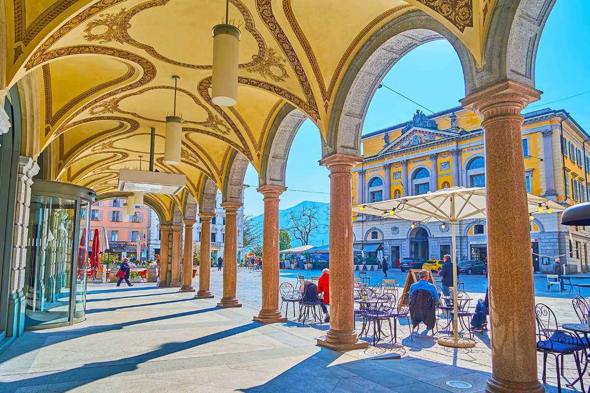 Piazza della Riforma a Lugano